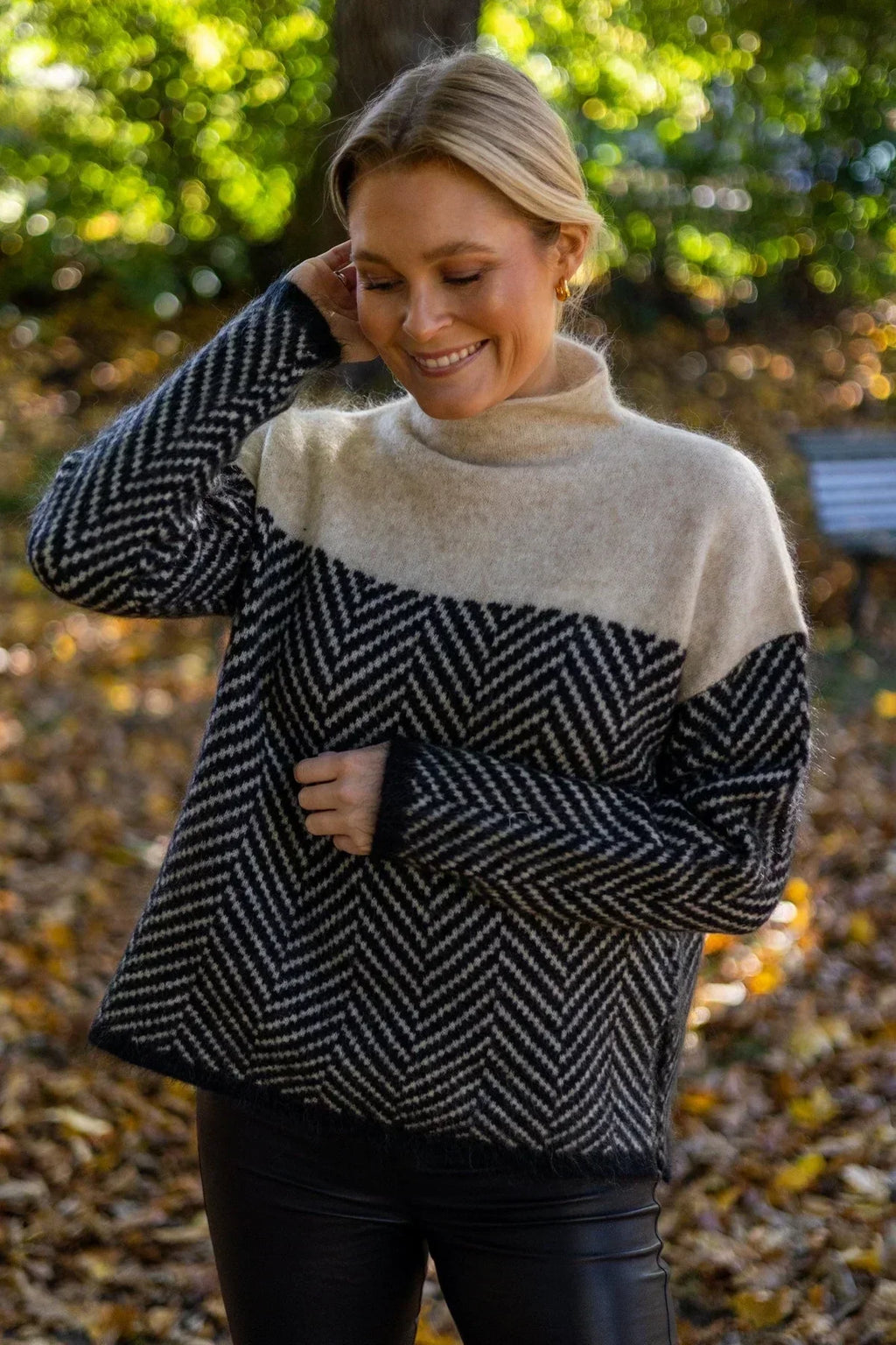 Gia™ - Luxury Cashmere Turtleneck Jumper